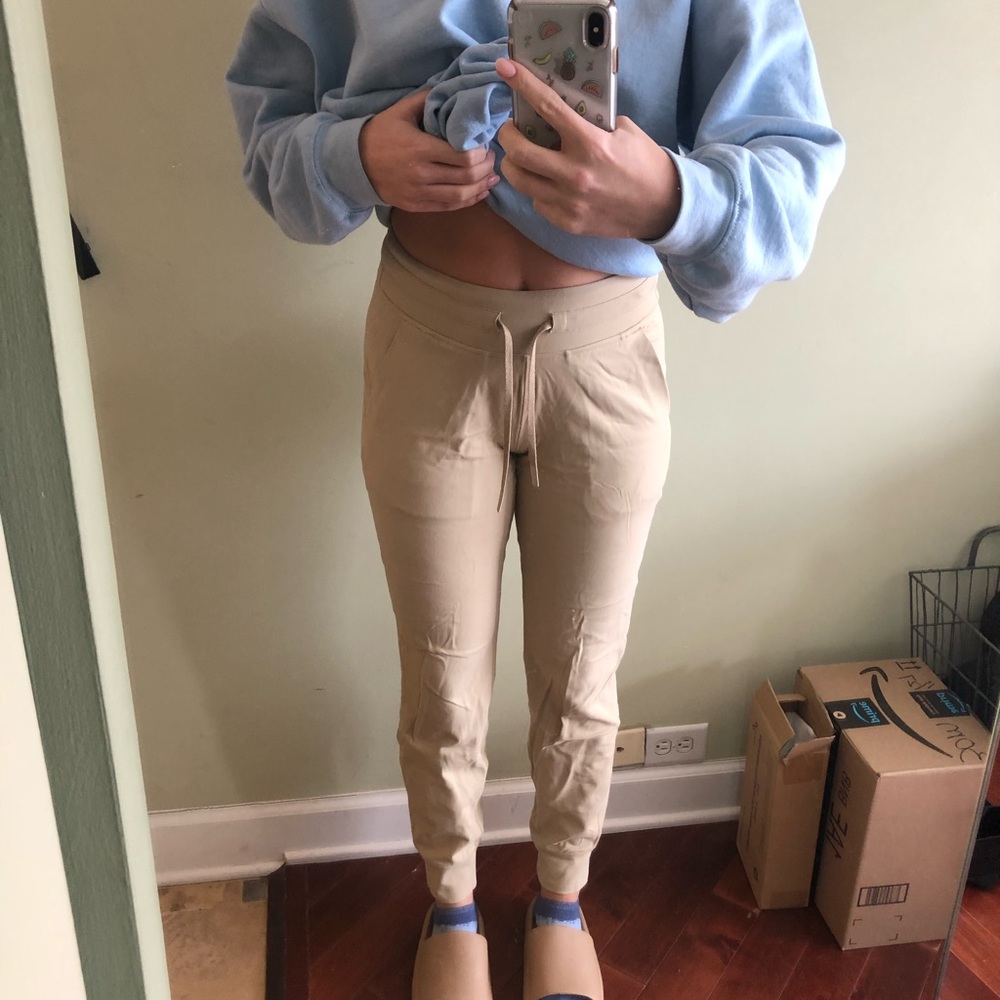 lululemon joggers